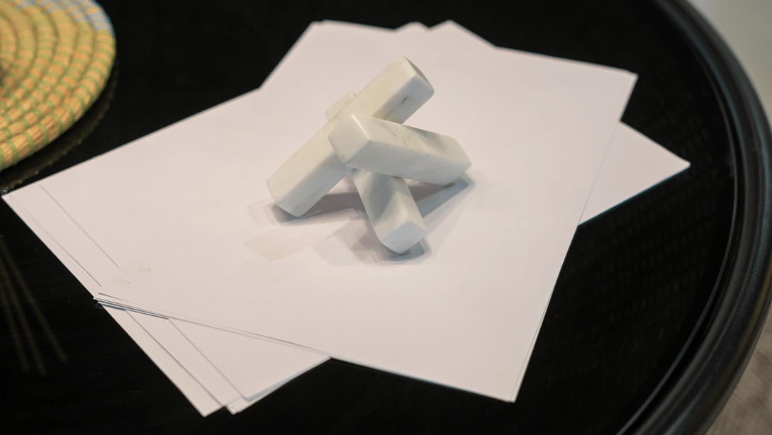 Paper weight