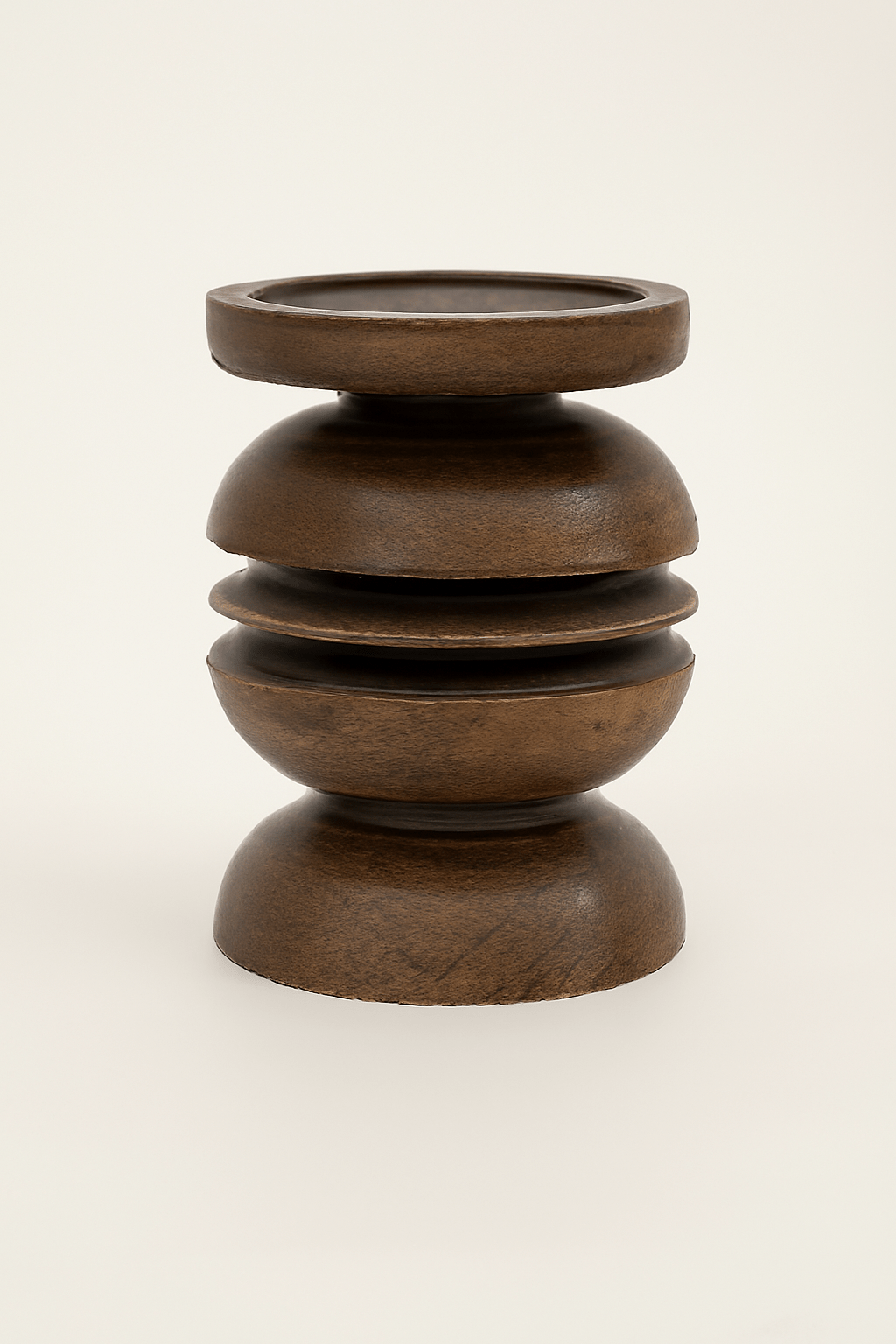 Pillar Holder