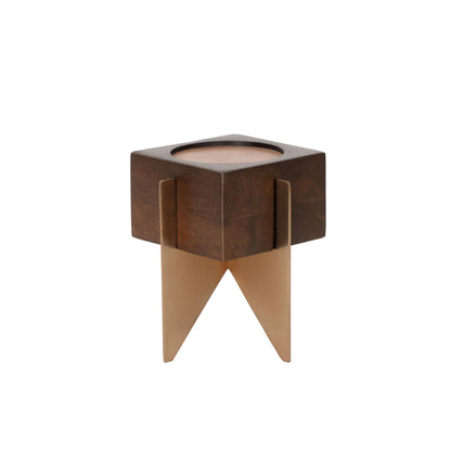 Pillar Holder