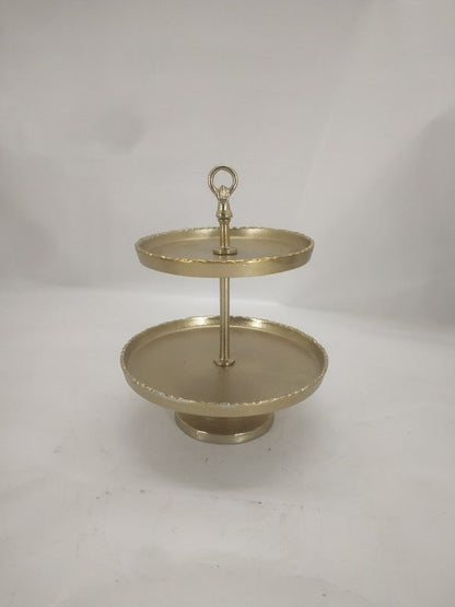 Regal Rise Cake Stand