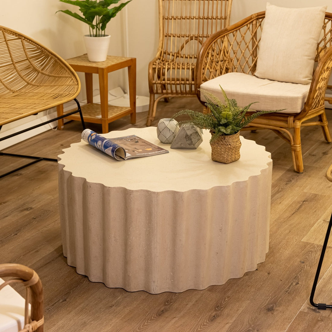 SCALLOP COFFEE TABLES
