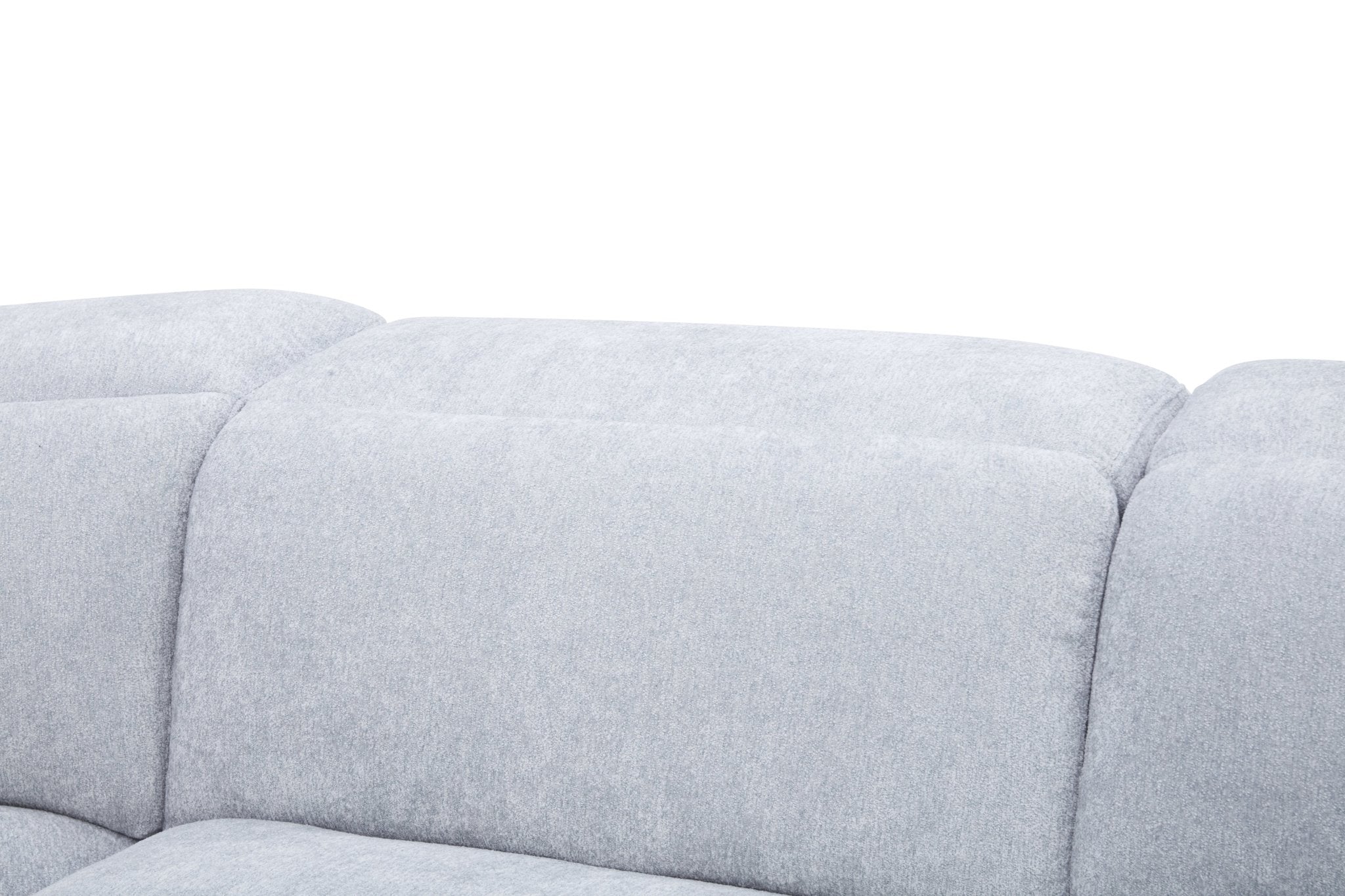 Seequence Motion Sectional With Free Rug