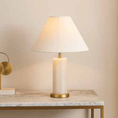 TABLE LAMP W / SHADE