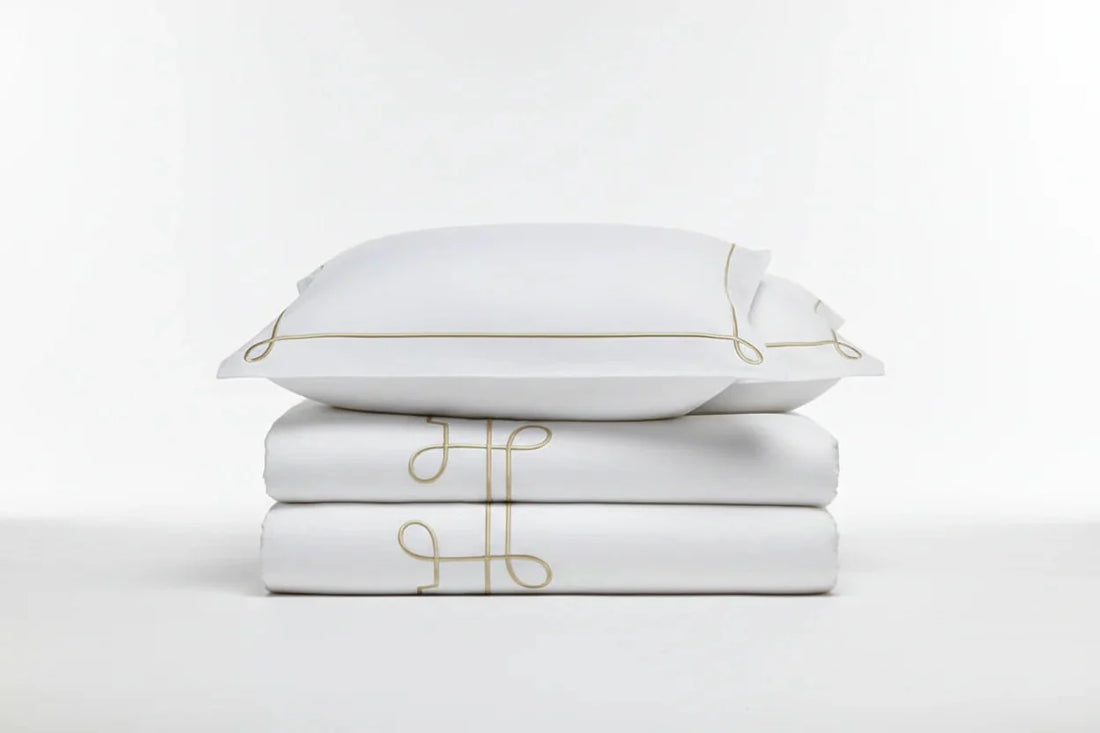 TH-E2362 Medea Q Comforter Sets