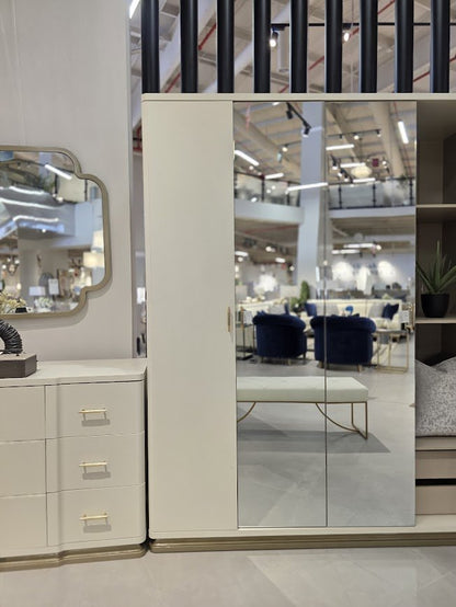 Timeless Tranquility White Wardrobe