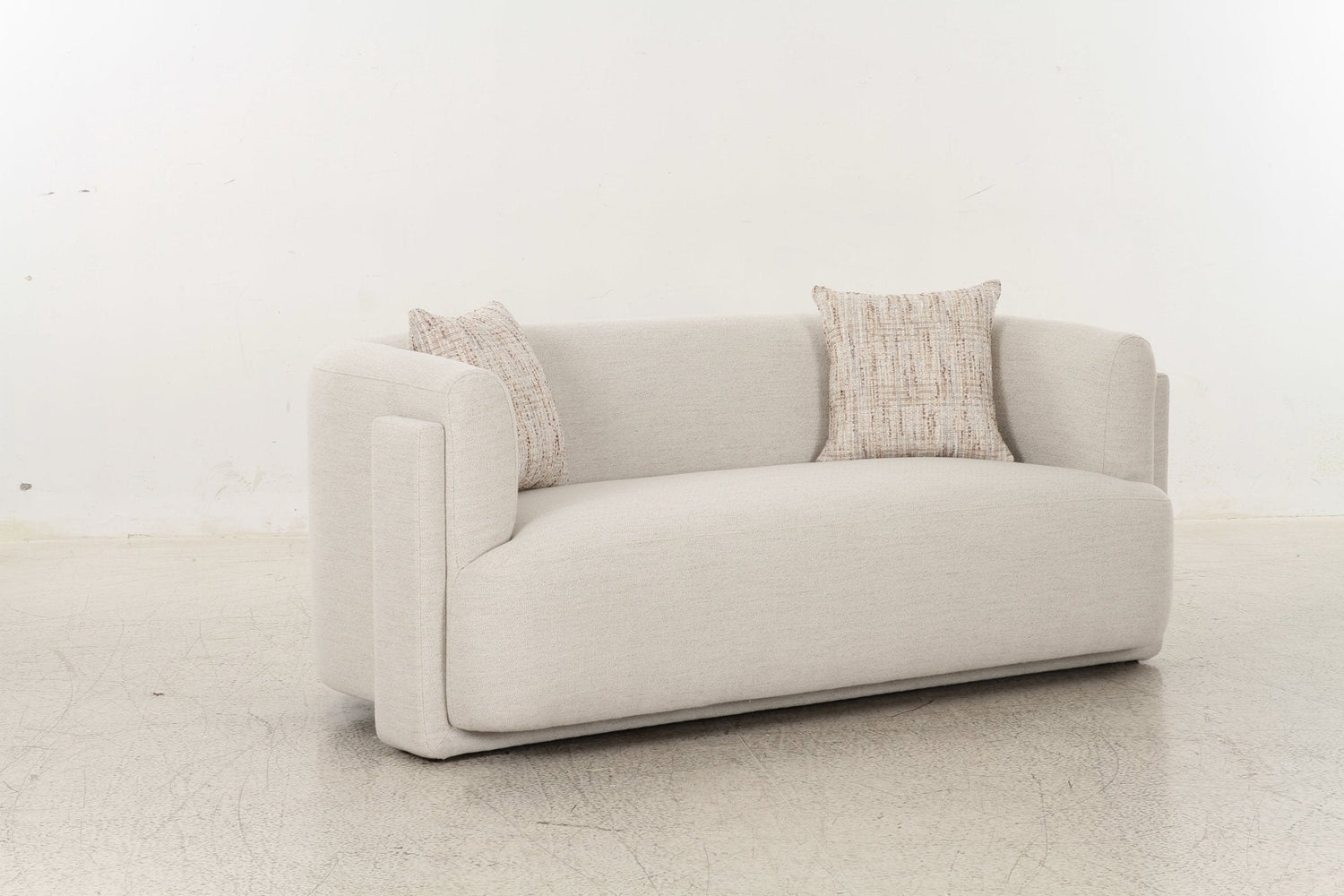 Vienna White Sofa set with Free Rug